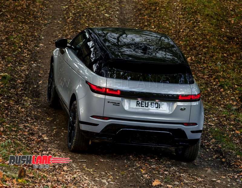 New Range Rover Evoque Suv Debuts With Velar Looks 2019