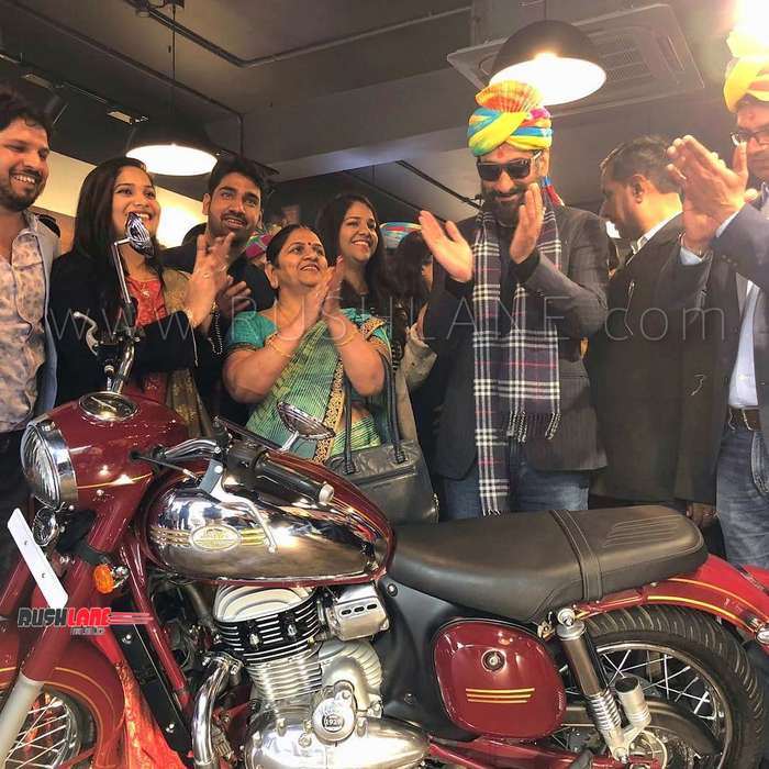 Best Motorcycles Scooters Of 2018 Royal Enfield 650 To Jawa