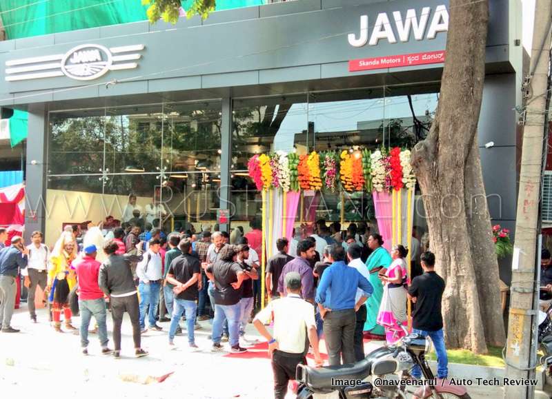 Jawa Motorcycles arrive in Bangalore - Same dealers as ...