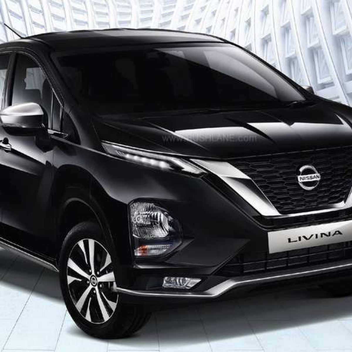 New Nissan Livina 7 Seat Mpv Debuts To Take On Suzuki
