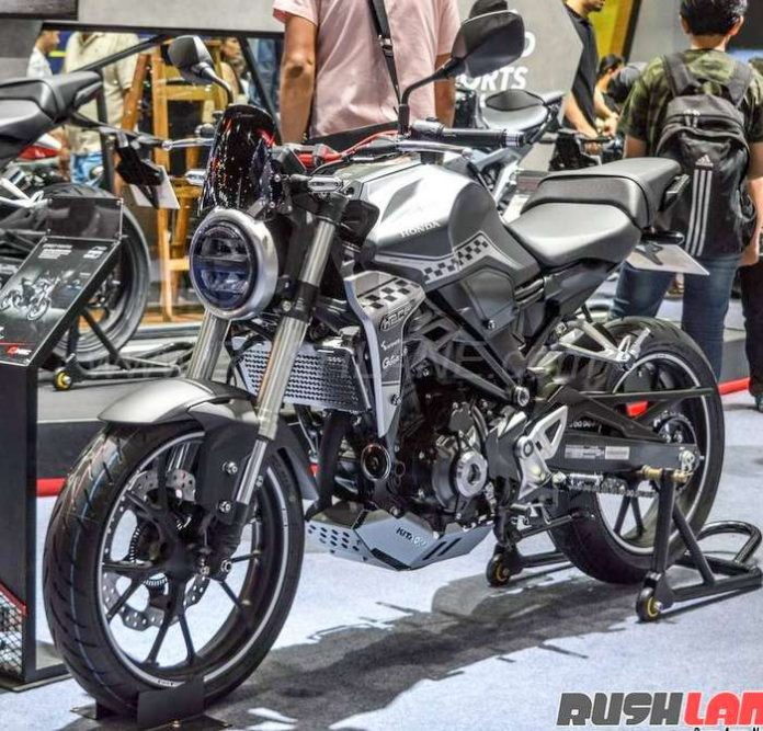Honda CB300R gets Akrapovic Carbon exhaust at approx Rs 37k - Video