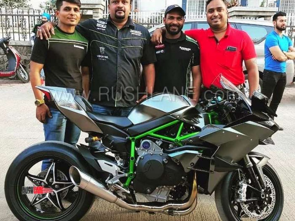Kawasaki Ninja H2R service interval is in hours 1st customer delivery