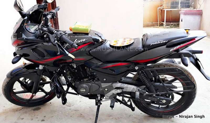Bajaj Pulsar 150 220f Get Festive Discount Offers Of Up To Rs 7 200