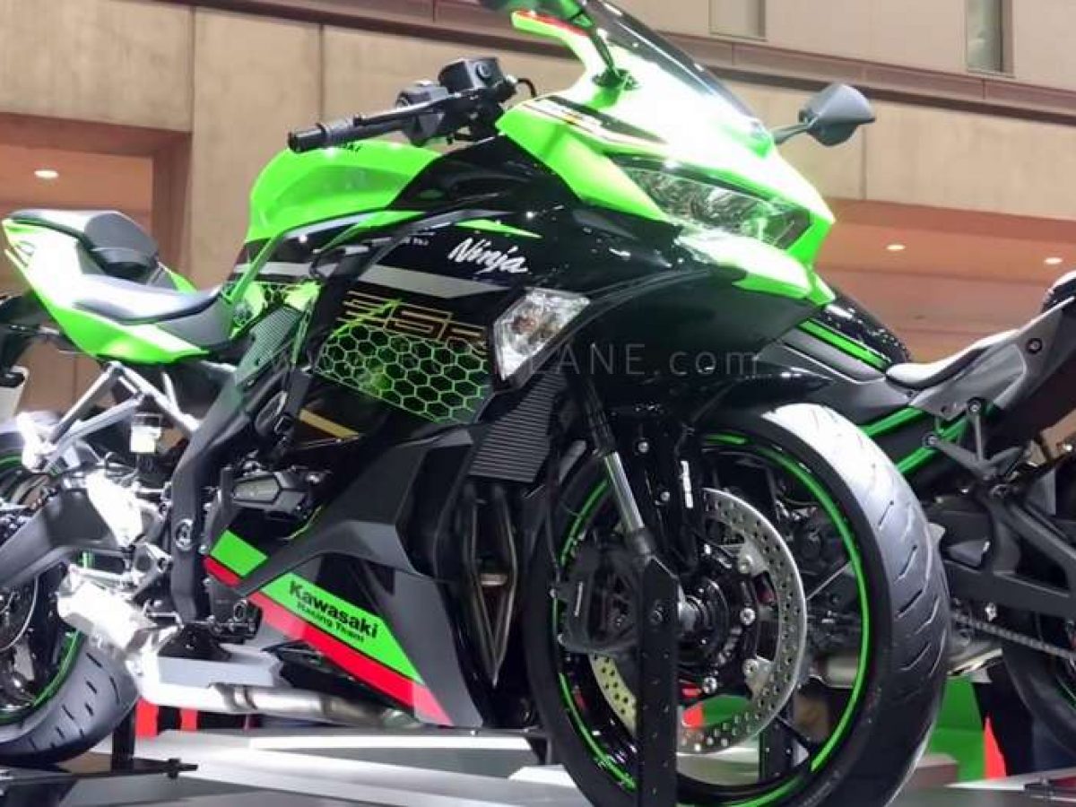 Kawasaki Ninja 250 With 4 Cylinders Zx25r Detailed On Video