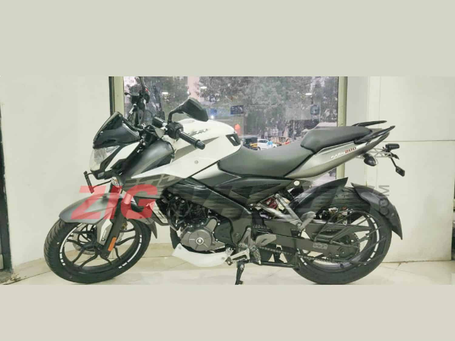 Bs6 Bajaj Pulsar 200 Ns Fi Launch Price Rs 11k More Expensive Than Bs4