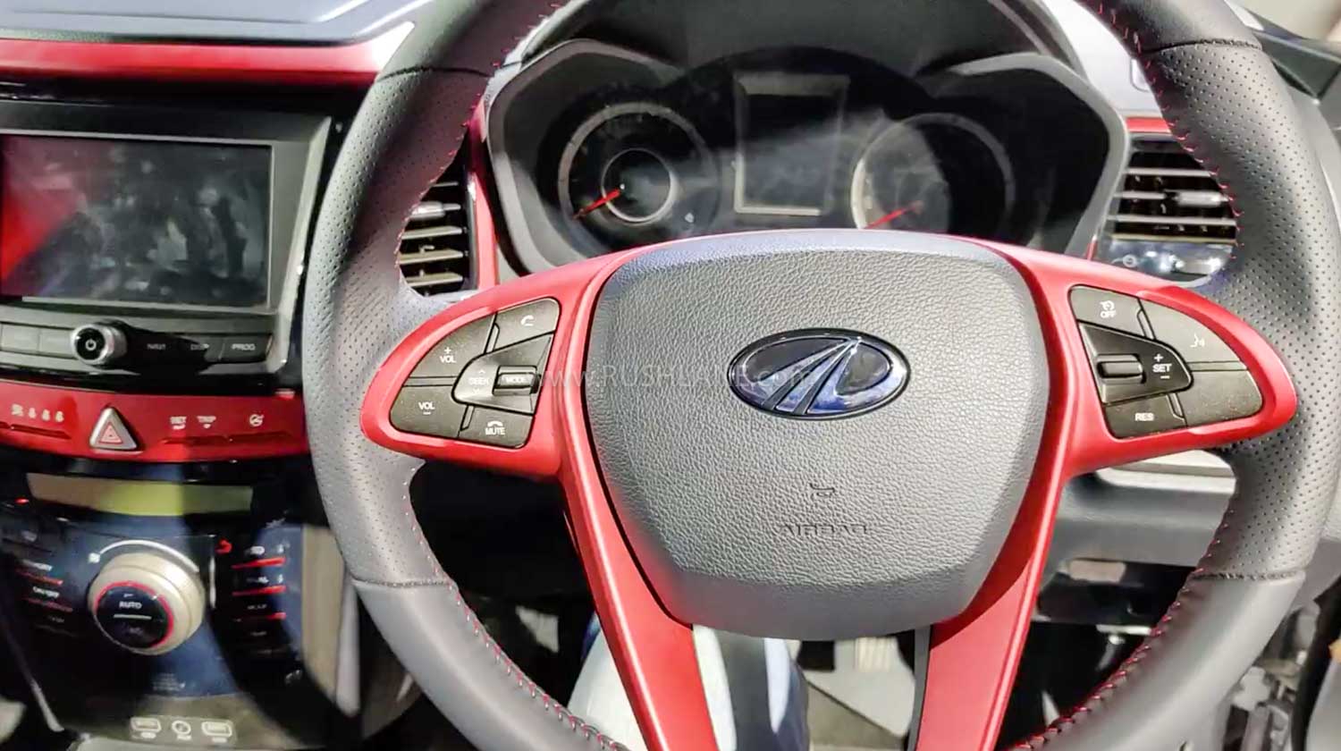 Mahindra XUV300 Sportz interiors