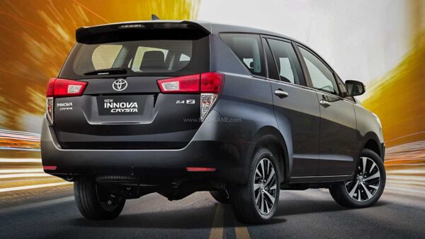 Toyota Innova Crysta Facelift