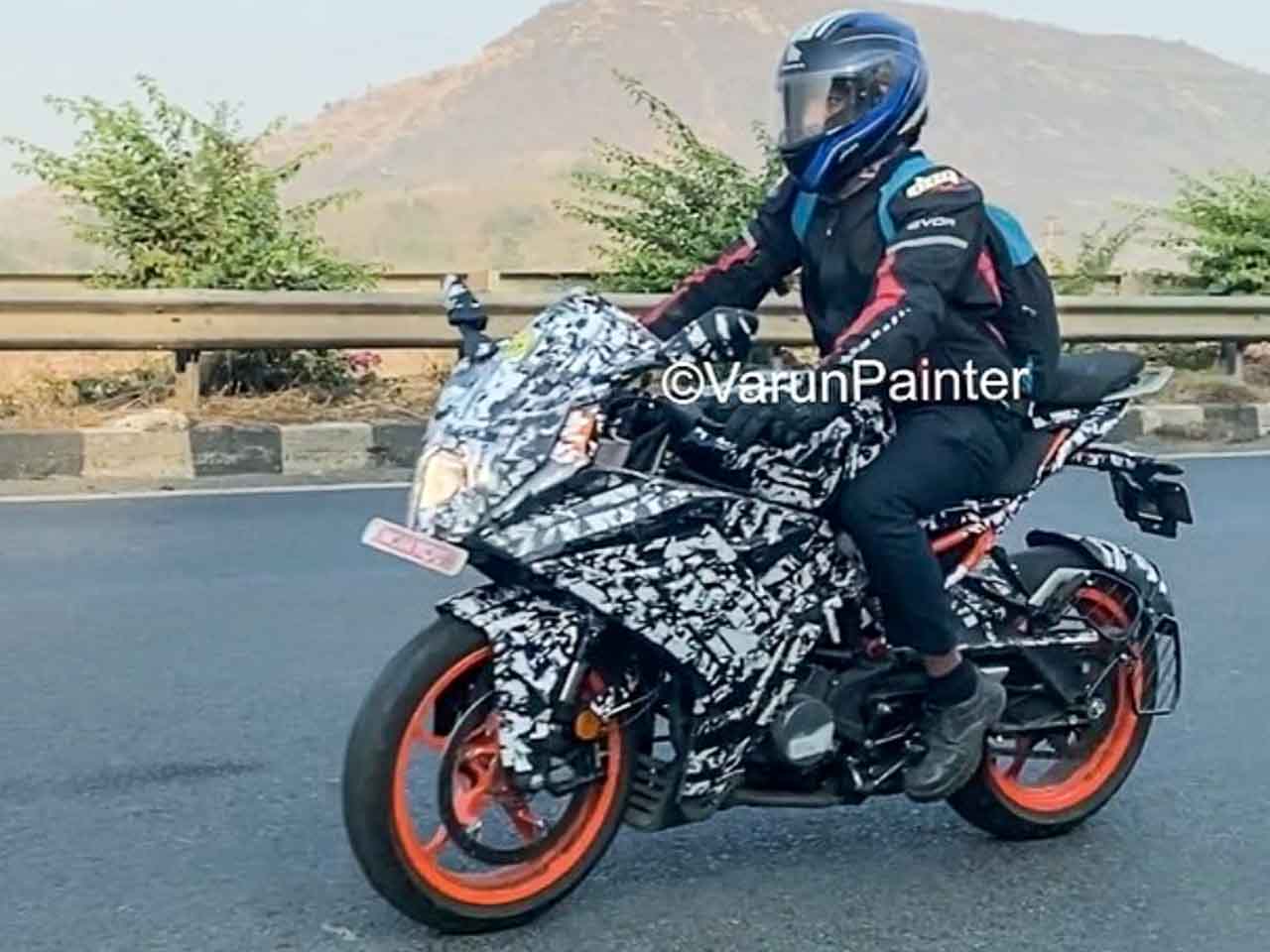 2021 Ktm Rc 125 / 200 New Gen Motorcycle Spied - Revised Front Look