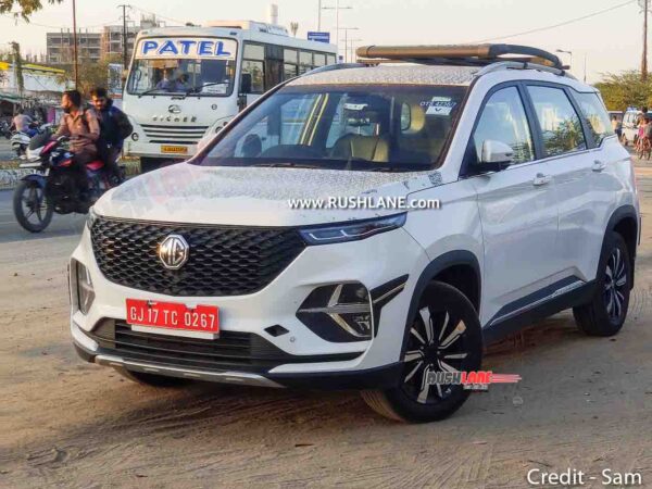 MG Hector Plus Spied