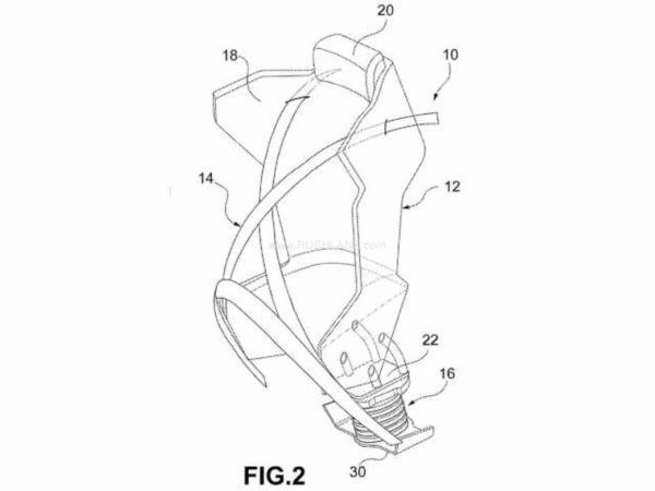 Motorcycle seatbelt patent by Italdesign