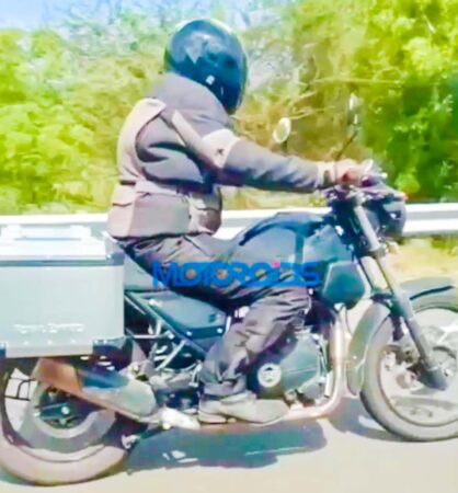 Royal Enfield Himalayan New Variant Spied Testing