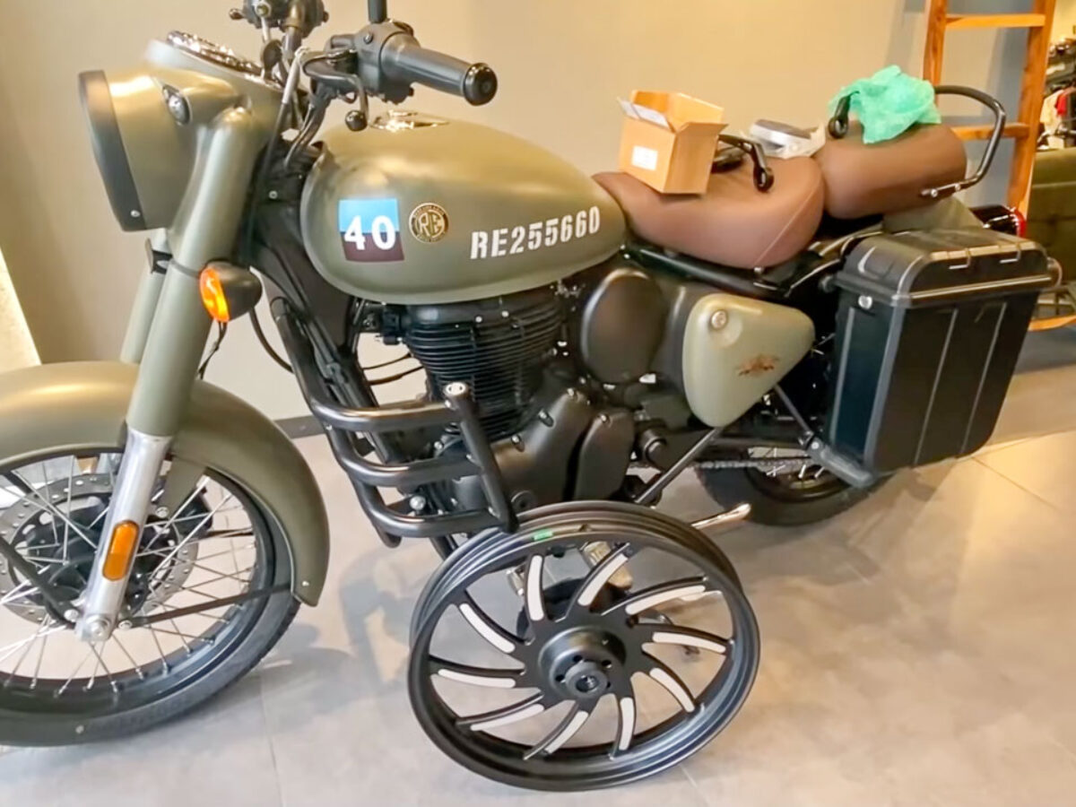 2021 Royal Enfield Classic 350 Official Accessories Detailed - First Look