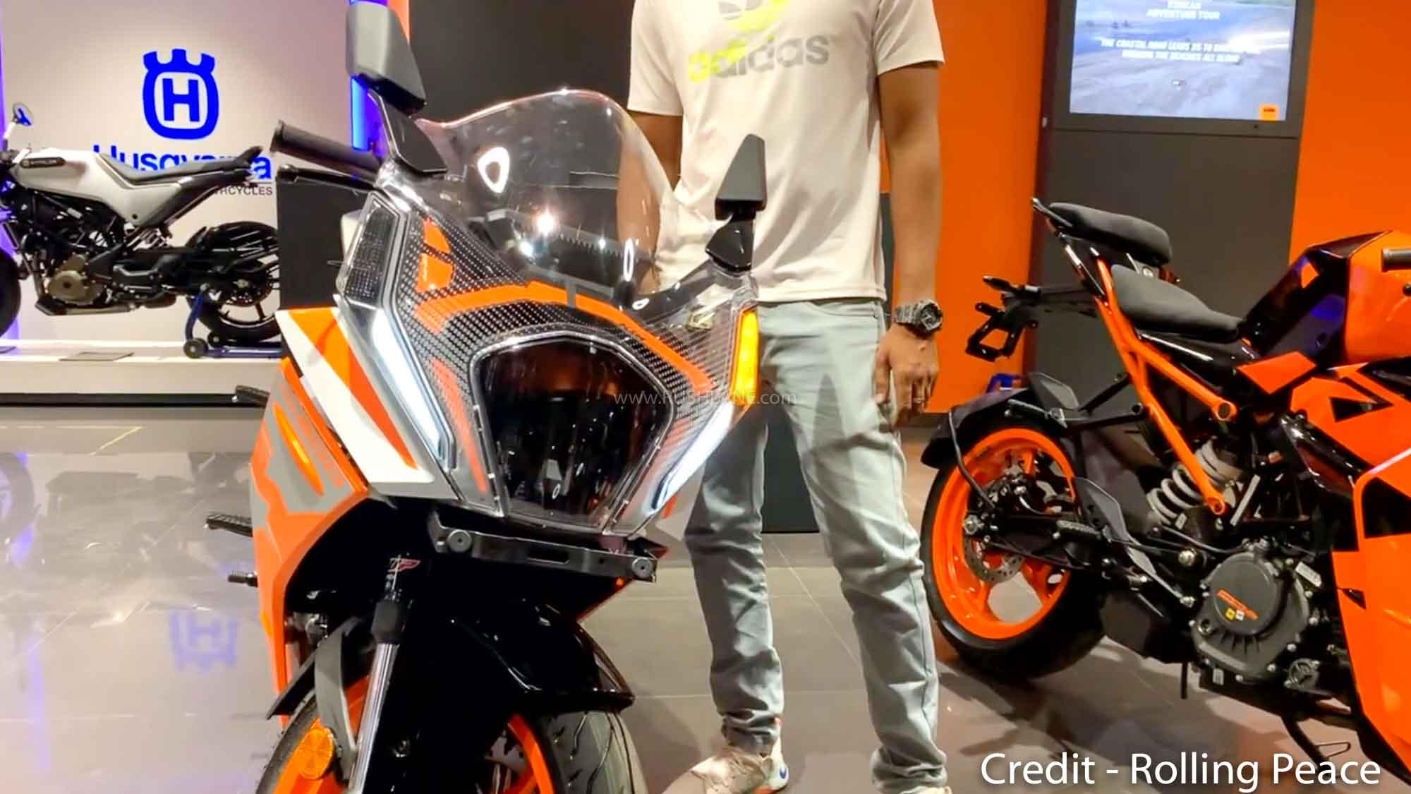 KTM RC 200 RC 390 MotoGP Edition Launched  Price Same