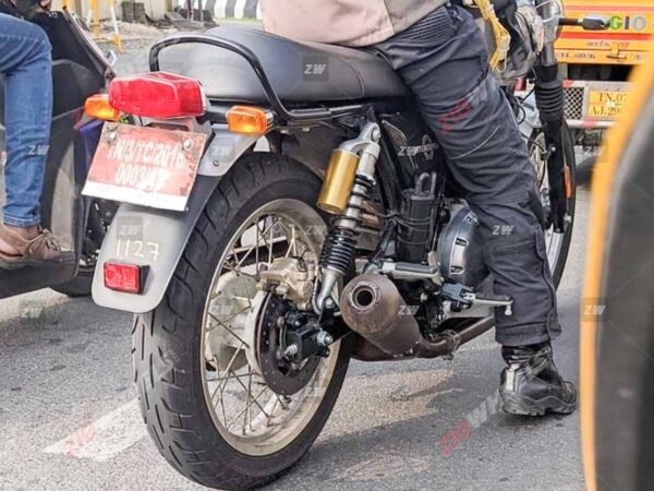 New Royal Enfield Interceptor 650 With Single Side Exhaust