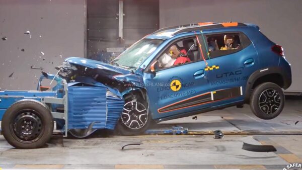 Renault Kwid Electric Crash Test
