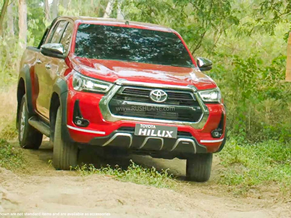 Toyota Hilux Pick-up Bookings Restart After Almost One Year, Price Stays  Unchanged - News18