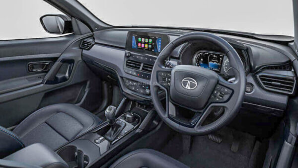 2022 Tata Safari Dark Edition Interiors - Dashboard