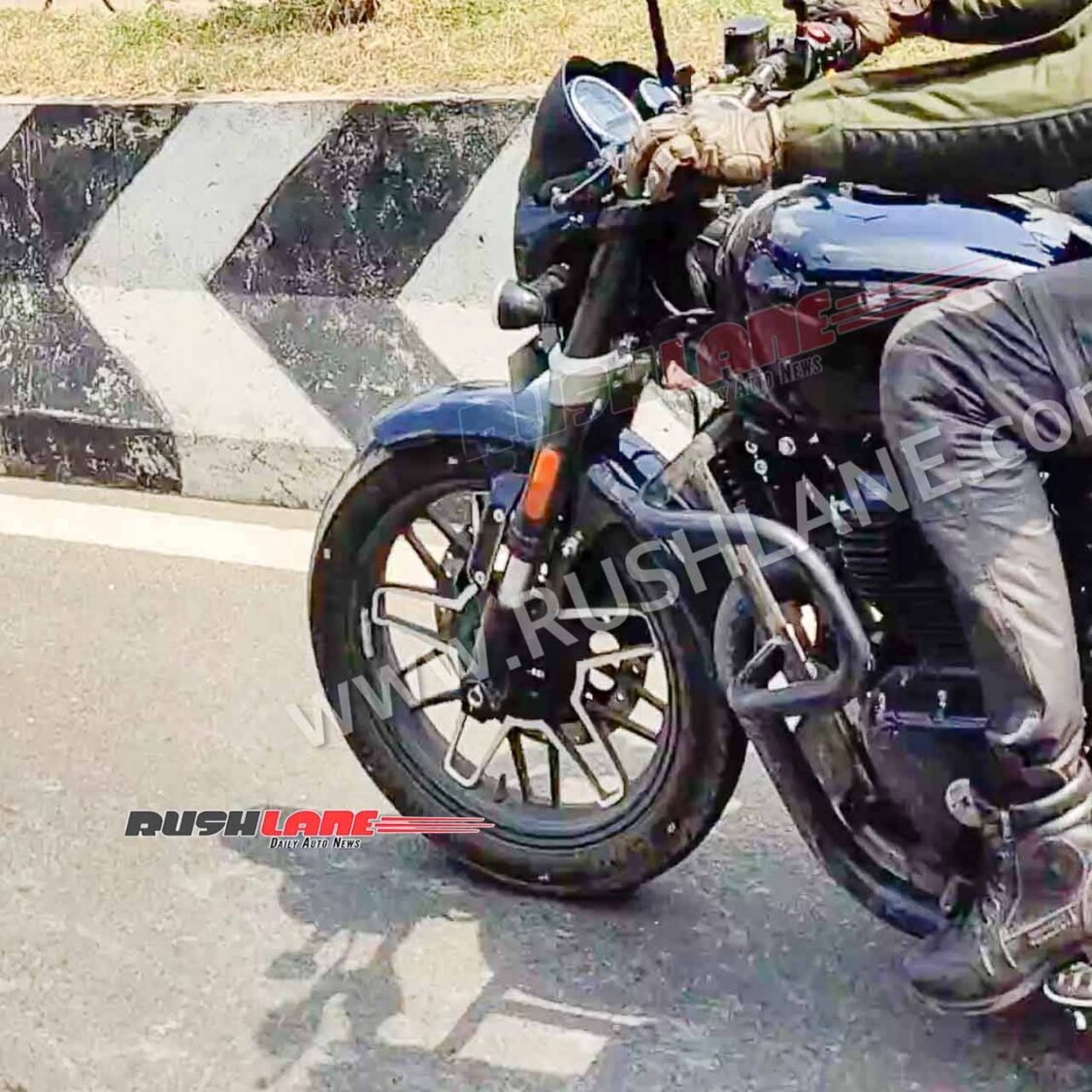 Royal Enfield Classic 650cc Spied