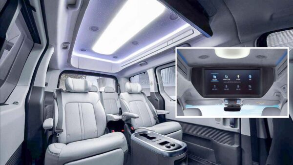Hyundai Staria Lounge Limousine