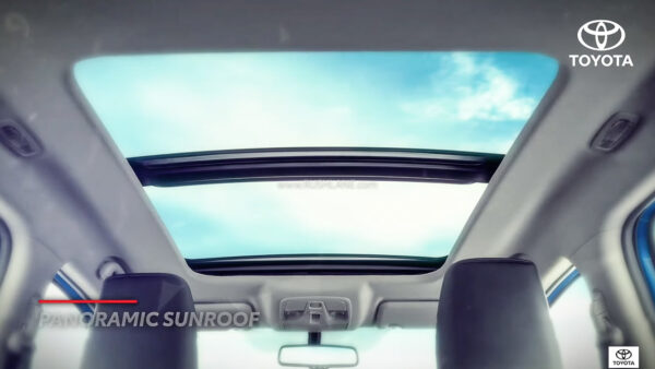 Toyota HyRyder Panoramic Sunroof
