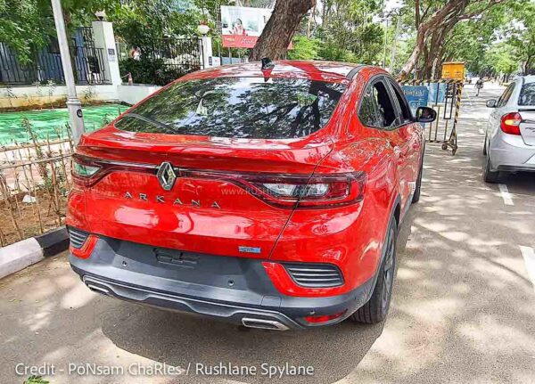 2022 Renault Arkana Red Colour