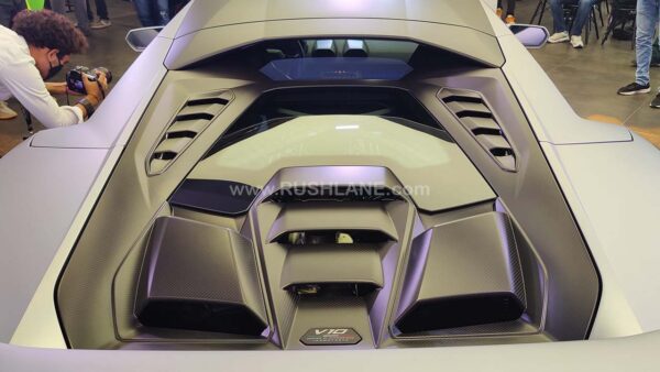 Lamborghini Huracan Tecnica V10 Engine