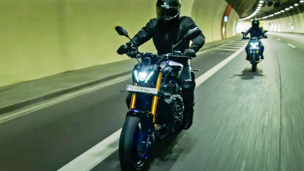 Yamaha MT-09 with TN number plates