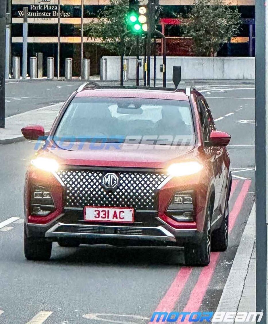 MG Hector Facelift Front Leaks - First Undisguised Photo