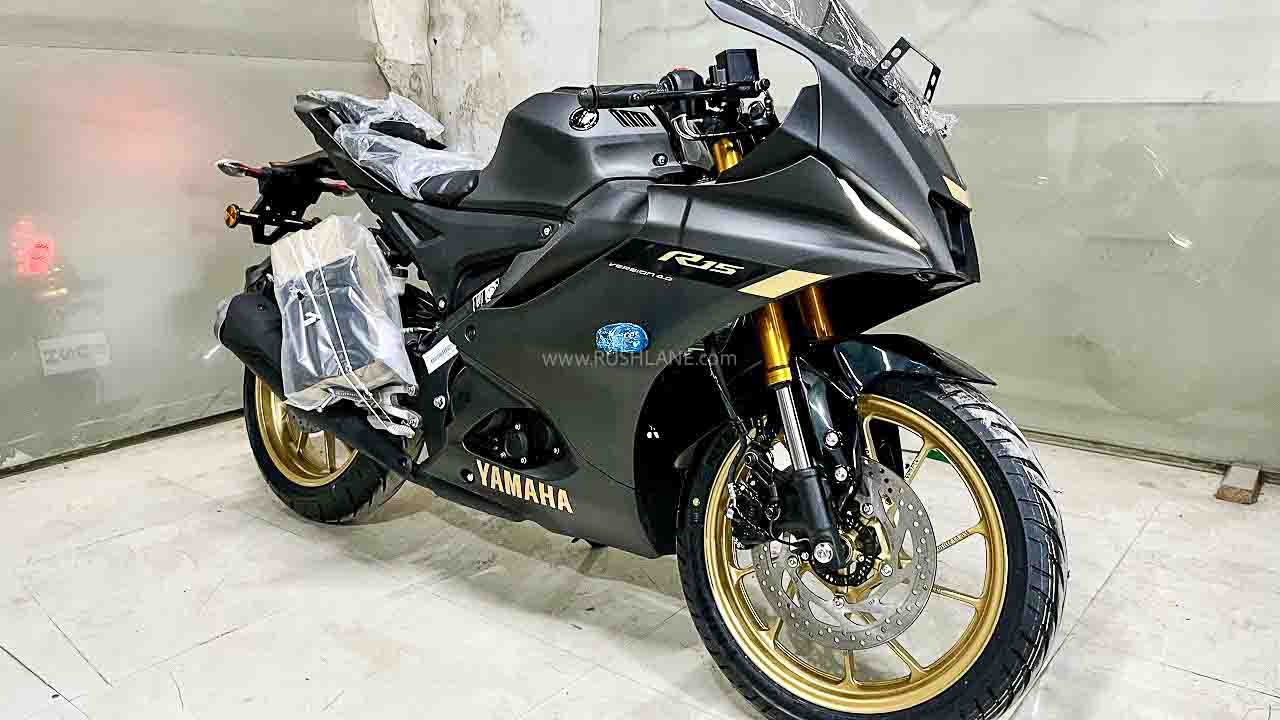 2023 Yamaha R15
