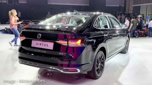 Volkswagen Virtus Black