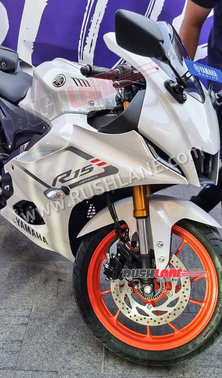 2023 Yamaha R15 White Colour