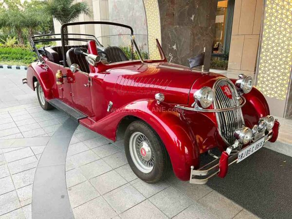 Maruti Gypsy modified to look like Rolls Royce