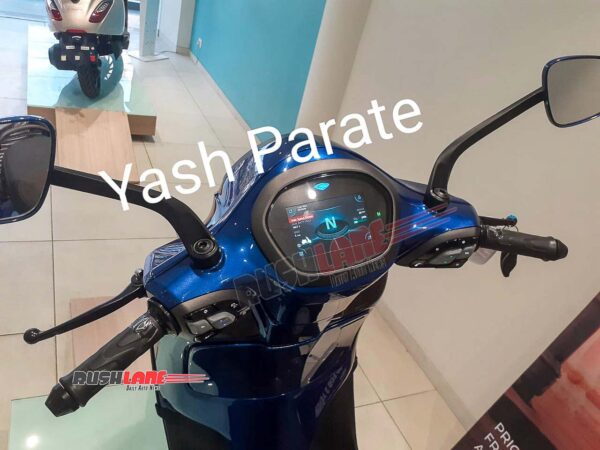 2024 Bajaj Chetak Premium Scooter - New Display