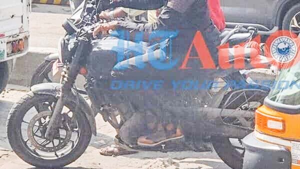 2024 Royal Enfield Hunter 450 Spied