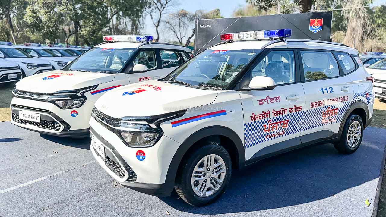 Kia Carens Punjab Police