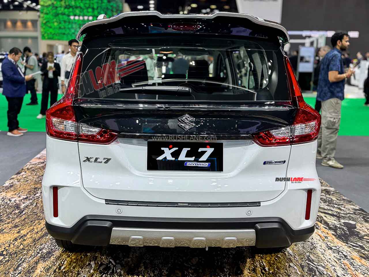 2024 Suzuki XL7 Sport Spoiler